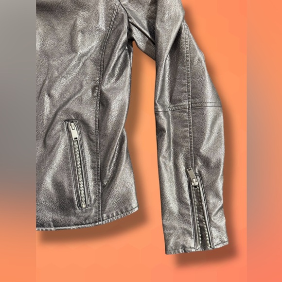 Bagatelle Lilac Metallic Moto Jacket - Picture 3 of 7